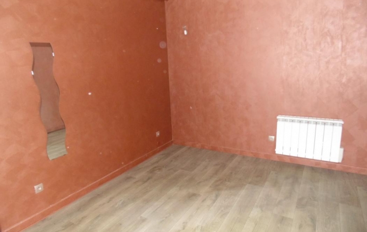 PROST immobilier : Office | CHALAMONT (01320) | 50 m2 | 400 € 