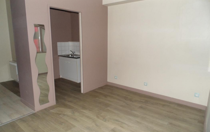PROST immobilier : Local / Bureau | CHALAMONT (01320) | 50 m2 | 400 € 