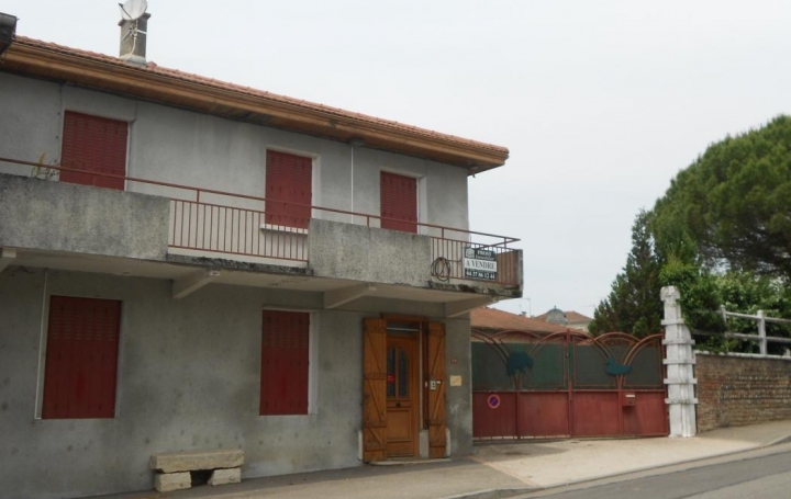 PROST immobilier : Maison / Villa | CHALAMONT (01320) | 220 m2 | 320 000 € 