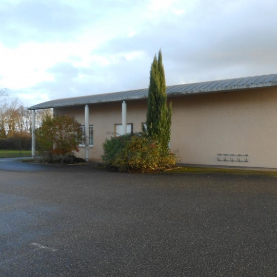  PROST immobilier : Office | VILLARS-LES-DOMBES (01330) | 94 m2 | 171 000 € 