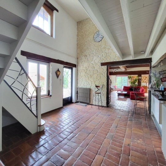  PROST immobilier : Maison / Villa | BOURG-EN-BRESSE (01000) | 209 m2 | 579 000 € 