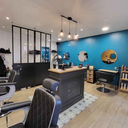  PROST immobilier : Local / Bureau | CHATILLON-SUR-CHALARONNE (01400) | 30 m2 | 15 000 € 
