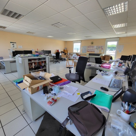  PROST immobilier : Local / Bureau | SAINT-DENIS-LES-BOURG (01000) | 162 m2 | 445 000 € 