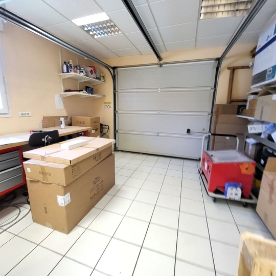  PROST immobilier : Local / Bureau | SAINT-DENIS-LES-BOURG (01000) | 162 m2 | 445 000 € 