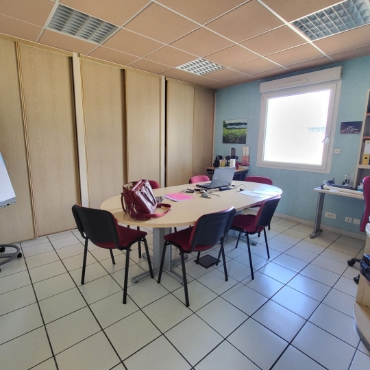  PROST immobilier : Local / Bureau | SAINT-DENIS-LES-BOURG (01000) | 162 m2 | 445 000 € 