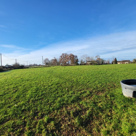  PROST immobilier : Ground | PONT-DE-VAUX (01190) | 1 m2 | 89 000 € 