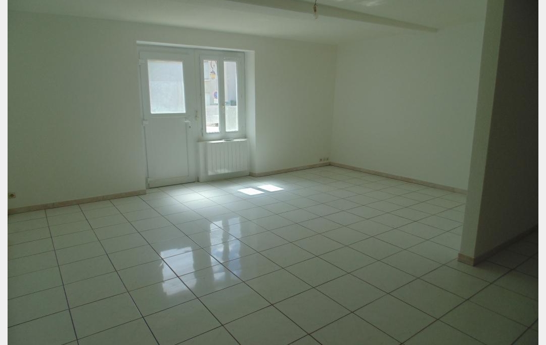 PROST immobilier : Apartment | SAINT-PAUL-DE-VARAX (01240) | 48 m2 | 400 € 