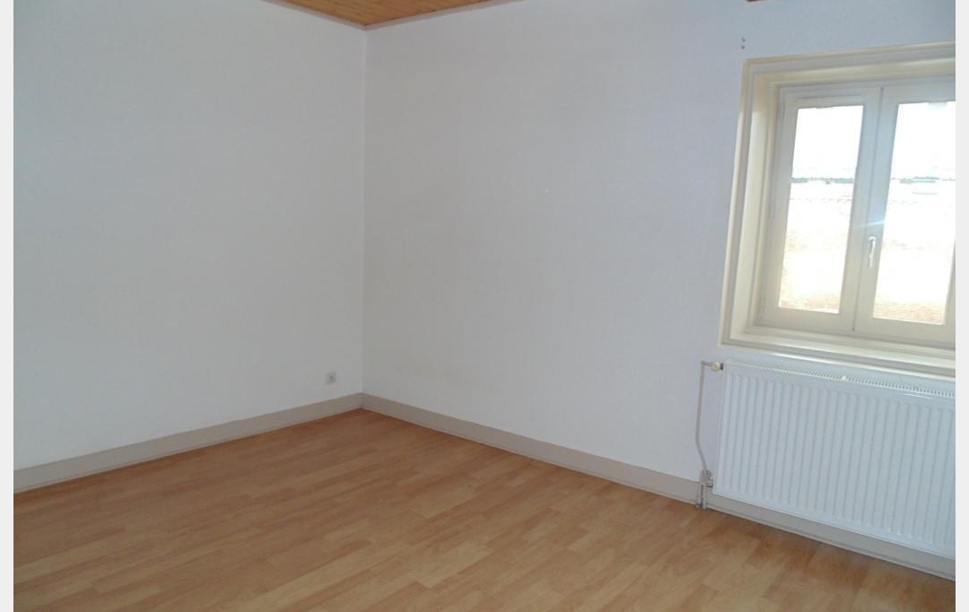 PROST immobilier : Appartement | CHALAMONT (01320) | 80 m2 | 630 € 