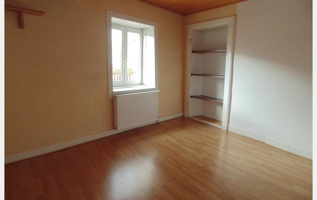 PROST immobilier : Appartement | CHALAMONT (01320) | 80 m2 | 630 € 