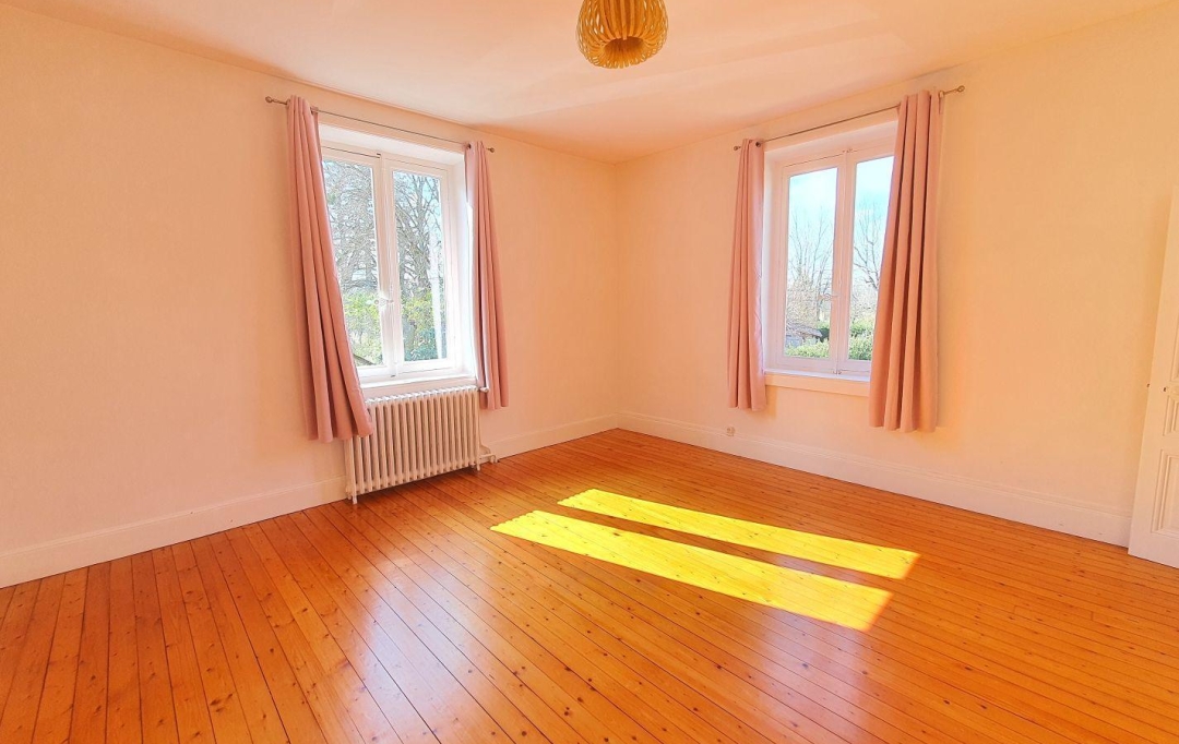 PROST immobilier : Maison / Villa | VILLARS-LES-DOMBES (01330) | 126 m2 | 1 070 € 