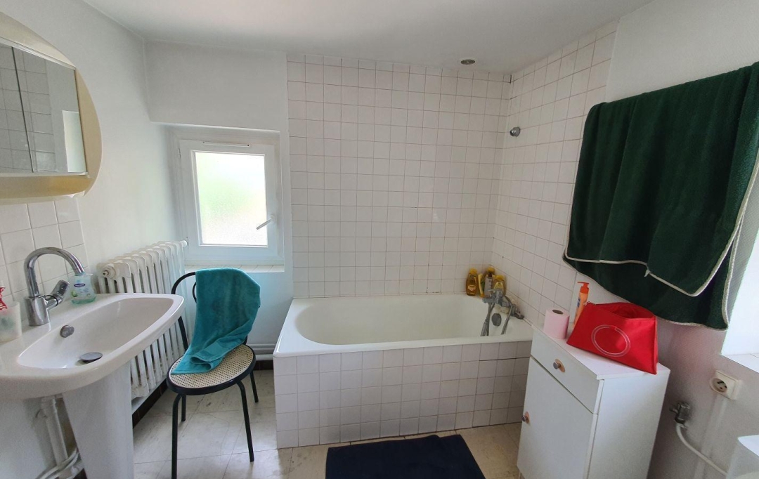 PROST immobilier : Apartment | BOURG-EN-BRESSE (01000) | 17 m2 | 350 € 
