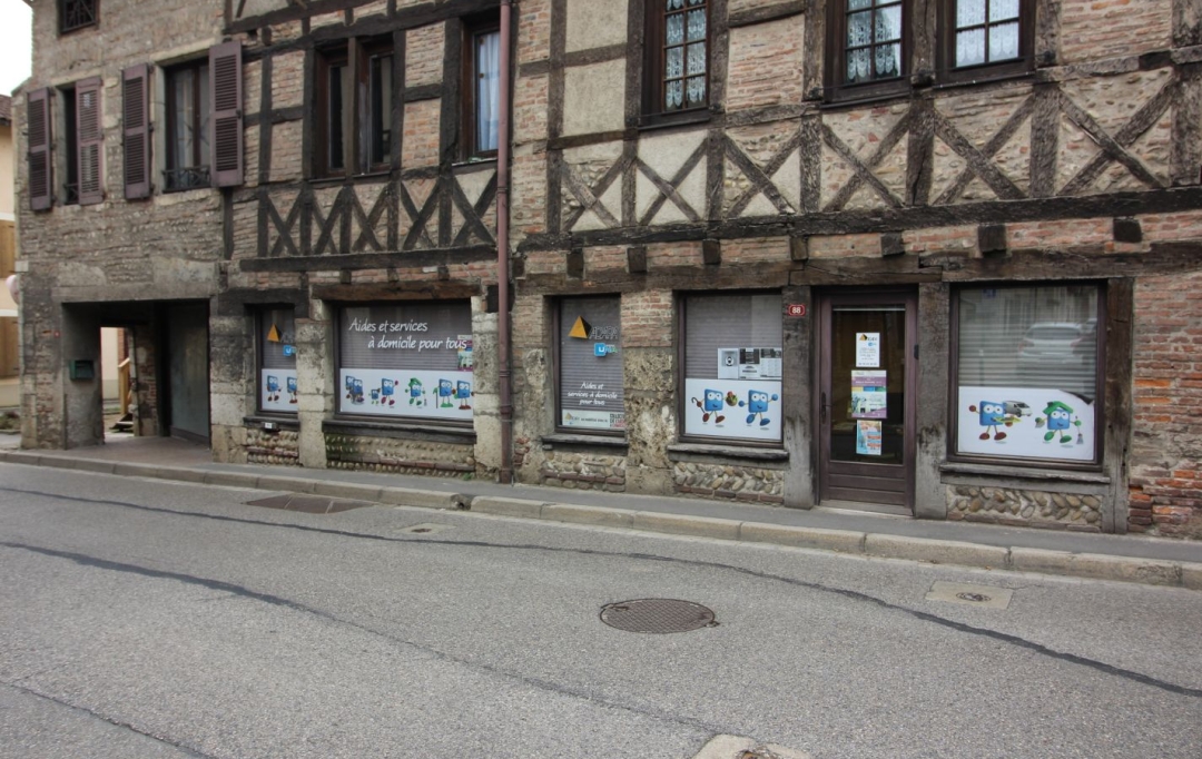 PROST immobilier : Local / Bureau | CHALAMONT (01320) | 55 m2 | 497 € 
