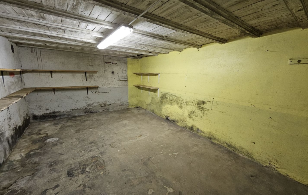 PROST immobilier : Local / Bureau | NEUVILLE-LES-DAMES (01400) | 300 m2 | 840 € 