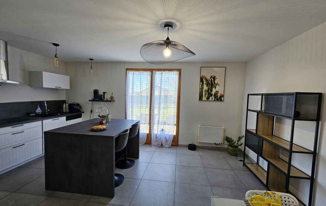 PROST immobilier : Maison / Villa | SAINT-BENIGNE (01190) | 99 m2 | 990 € 