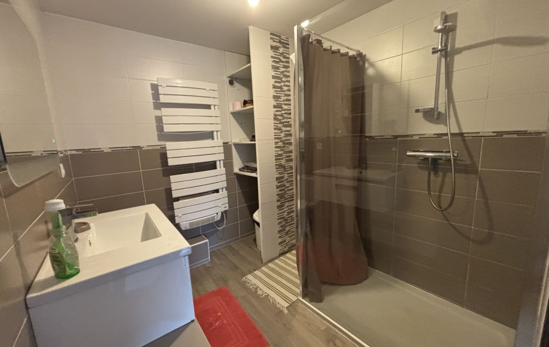 PROST immobilier : Appartement | CHALAMONT (01320) | 66 m2 | 650 € 