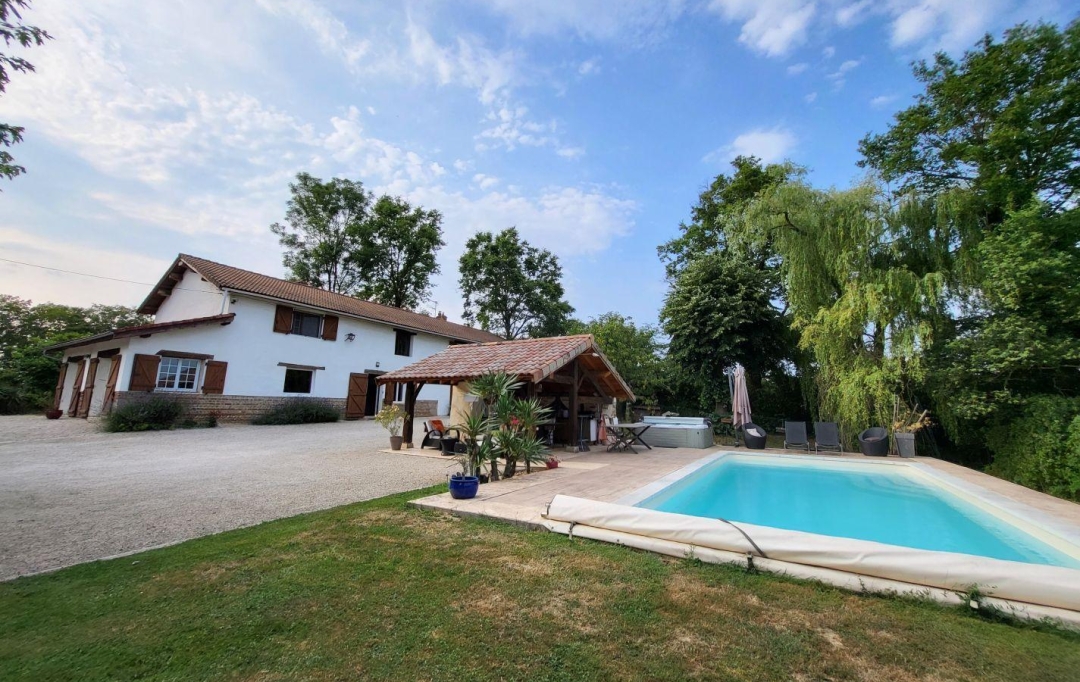 PROST immobilier : Maison / Villa | BOURG-EN-BRESSE (01000) | 209 m2 | 579 000 € 