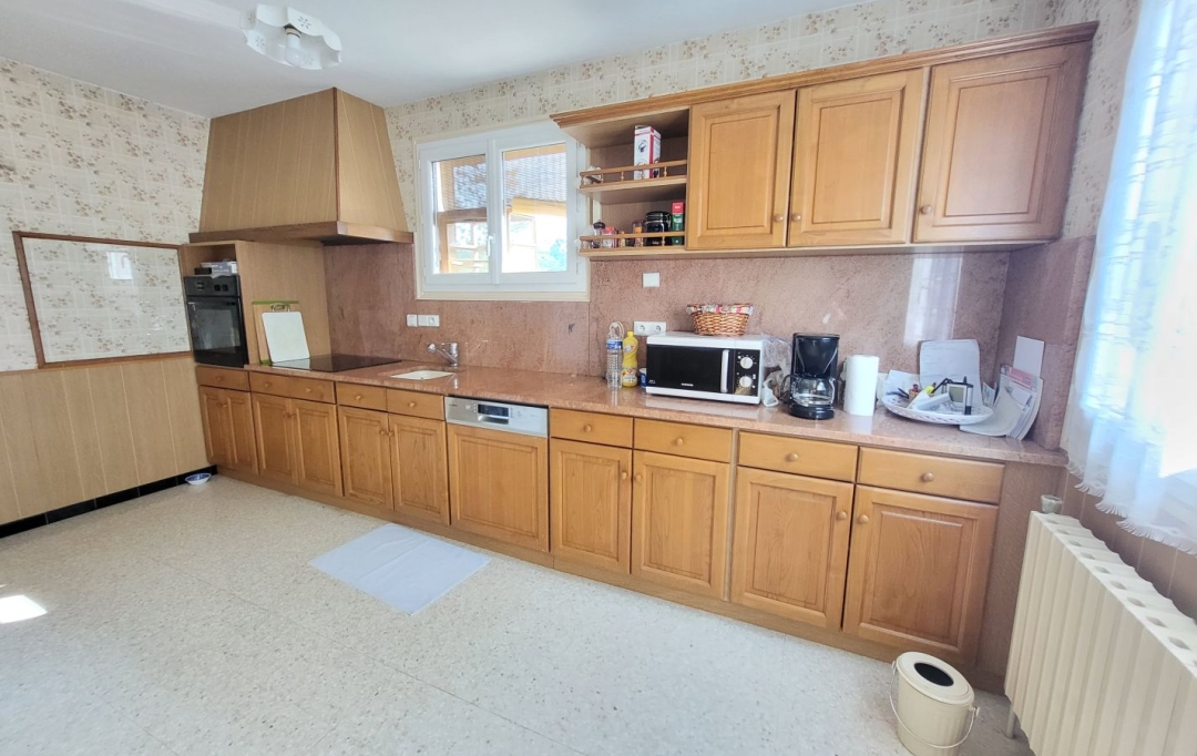 PROST immobilier : Maison / Villa | PERONNAS (01960) | 167 m2 | 240 000 € 