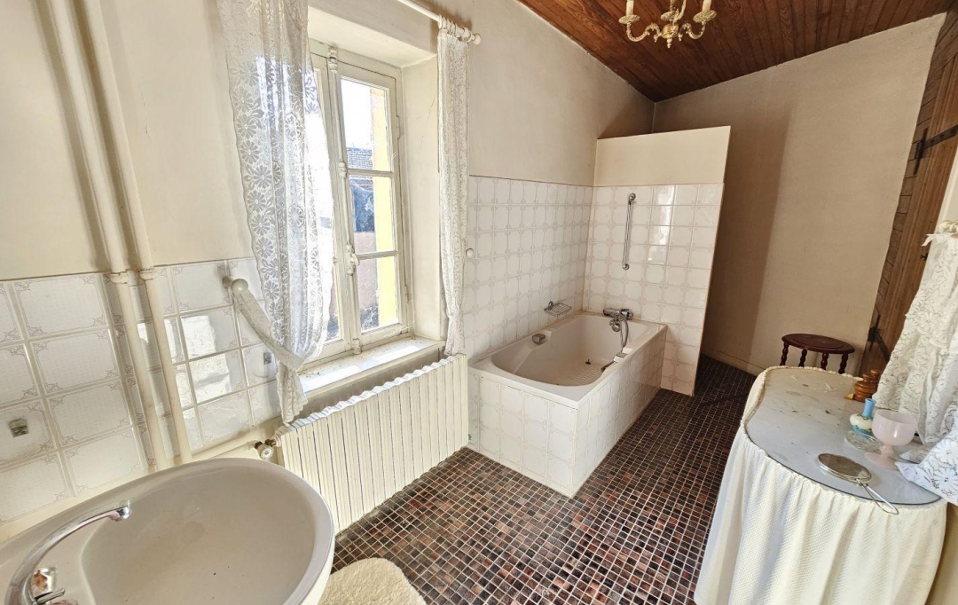 PROST immobilier : House | VILLARS-LES-DOMBES (01330) | 100 m2 | 155 000 € 