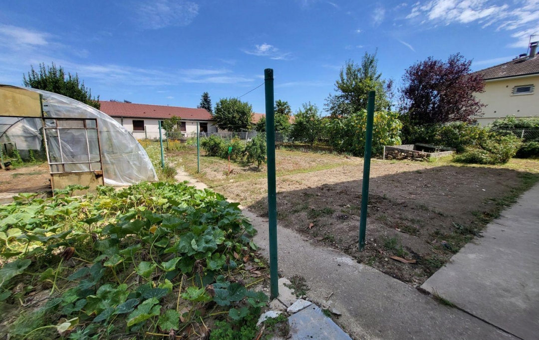 PROST immobilier : Maison / Villa | PERONNAS (01960) | 104 m2 | 220 000 € 
