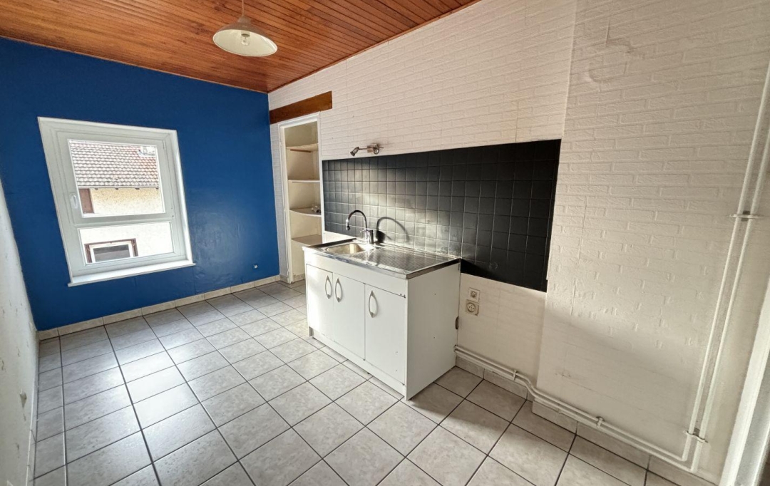 PROST immobilier : Immeuble | CHATILLON-SUR-CHALARONNE (01400) | 295 m2 | 260 000 € 