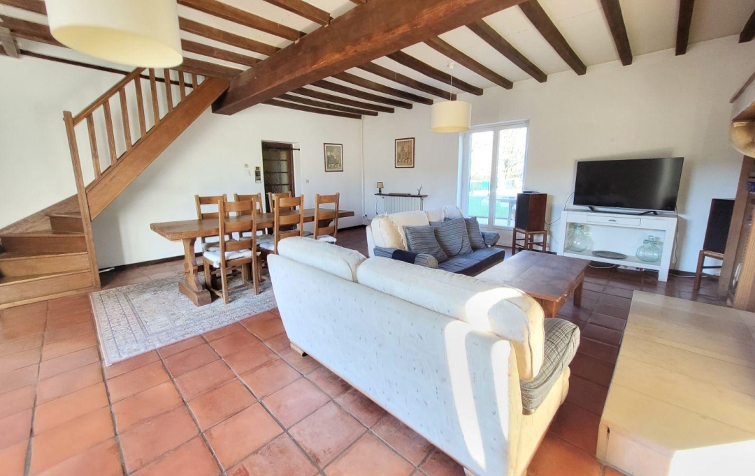PROST immobilier : Maison / Villa | CHALAMONT (01320) | 195 m2 | 449 000 € 