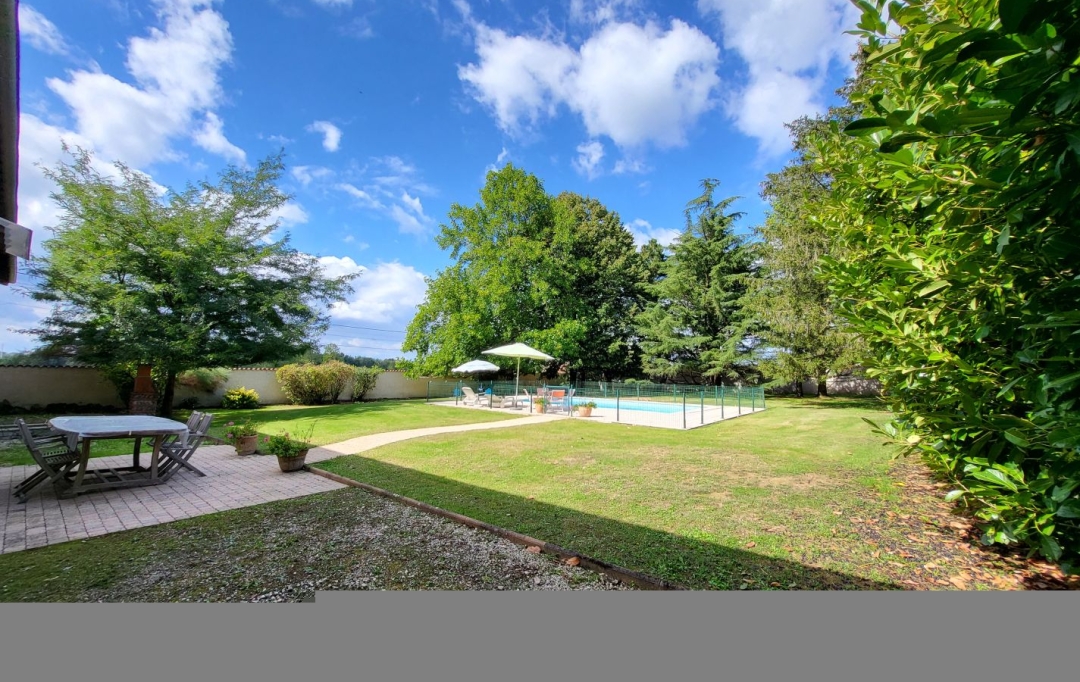 PROST immobilier : Maison / Villa | CHALAMONT (01320) | 195 m2 | 449 000 € 