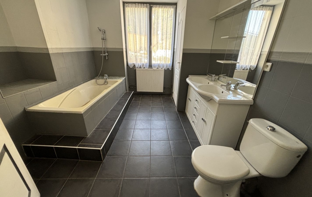 PROST immobilier : Maison / Villa | CHALAMONT (01320) | 152 m2 | 240 000 € 
