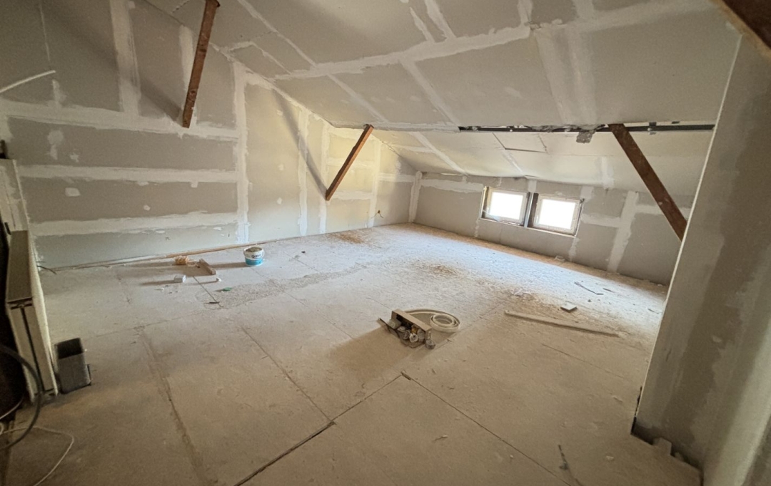 PROST immobilier : Maison / Villa | CHALAMONT (01320) | 142 m2 | 110 000 € 