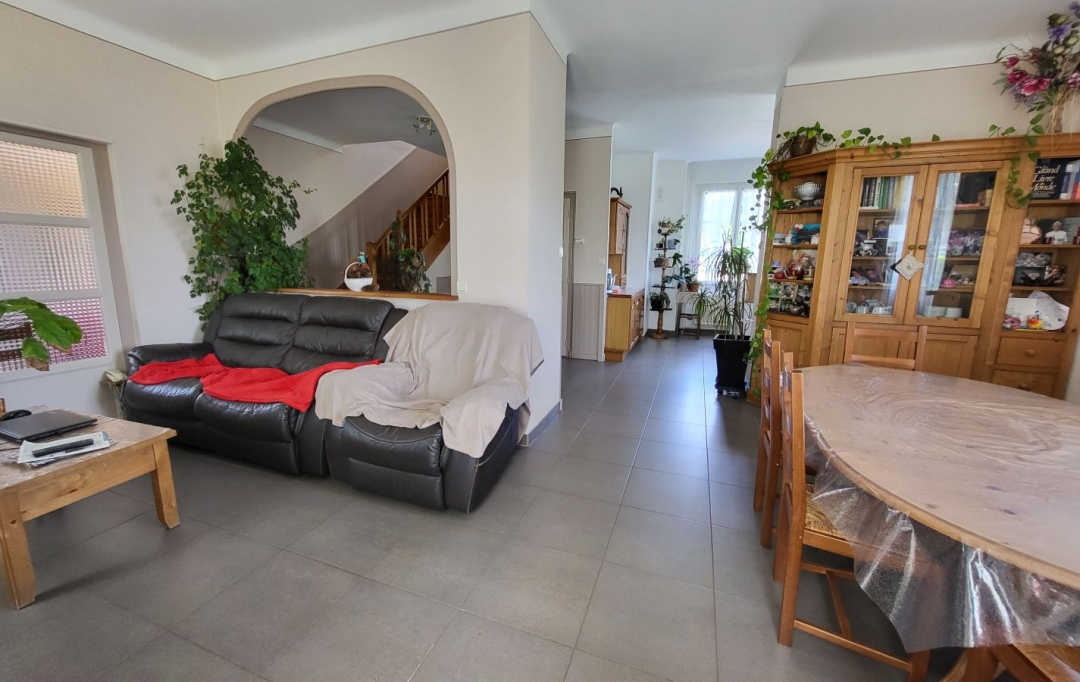 PROST immobilier : Maison / Villa | CHALAMONT (01320) | 176 m2 | 375 000 € 