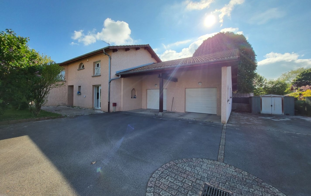 PROST immobilier : Maison / Villa | SAINT-DENIS-LES-BOURG (01000) | 190 m2 | 445 000 € 