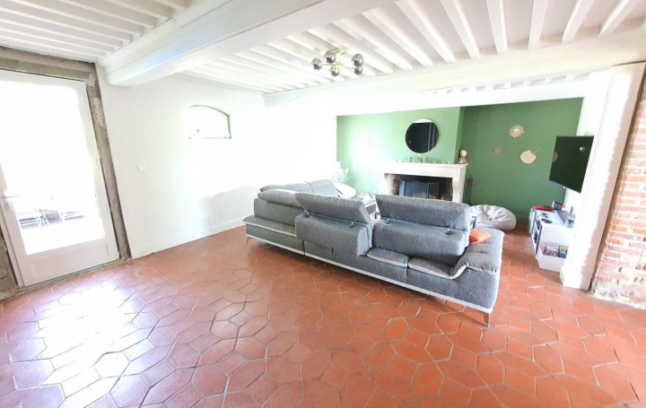 PROST immobilier : Maison / Villa | CHALAMONT (01320) | 170 m2 | 1 500 € 