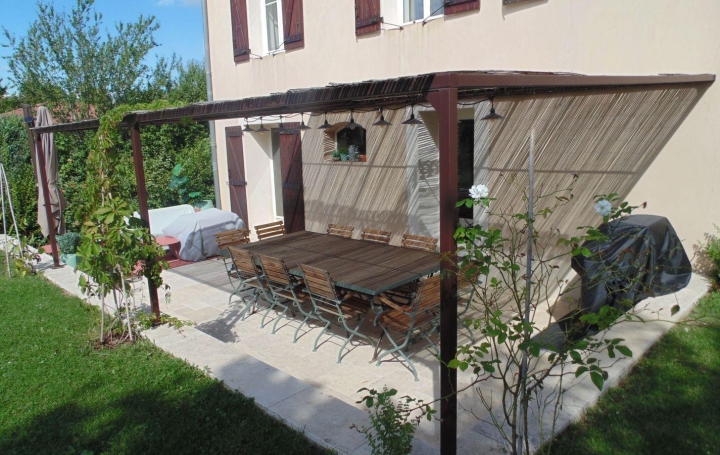 PROST immobilier : Maison / Villa | CHALAMONT (01320) | 170 m2 | 1 500 € 