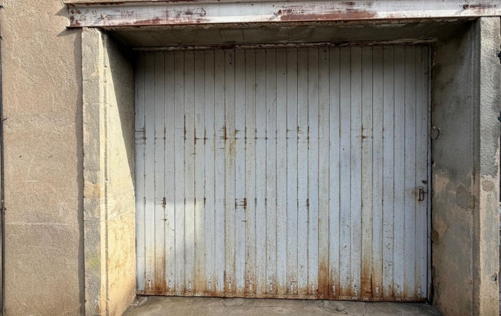 Garage SAINT-TRIVIER-SUR-MOIGNANS 20 m2 70 € Garage SAINT-TRIVIER-SUR-MOIGNANS 20 m2 70 €