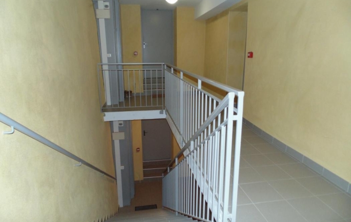 PROST immobilier : Immeuble | CHALAMONT (01320) | 489 m2 | 760 000 € 