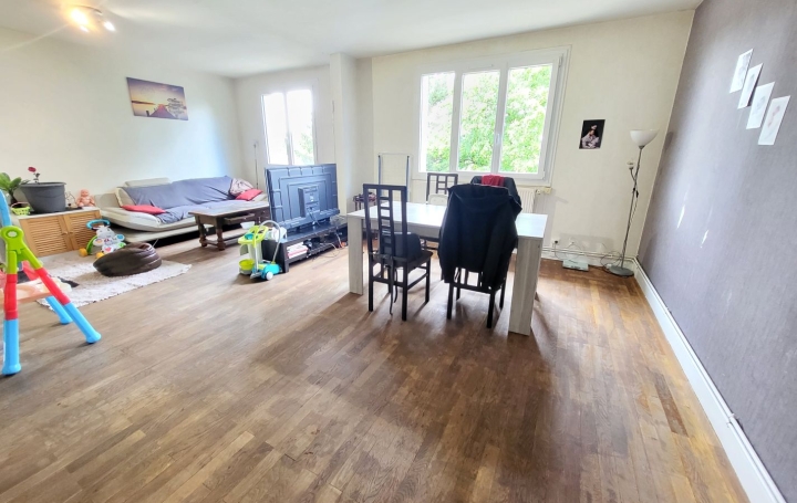 Appartement P3 BOURG-EN-BRESSE 86 m2 125 000 € Appartement P3 BOURG-EN-BRESSE 86 m2 125 000 €